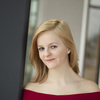 Sarah is an online Scholarship tutor in Sarnia, Canada